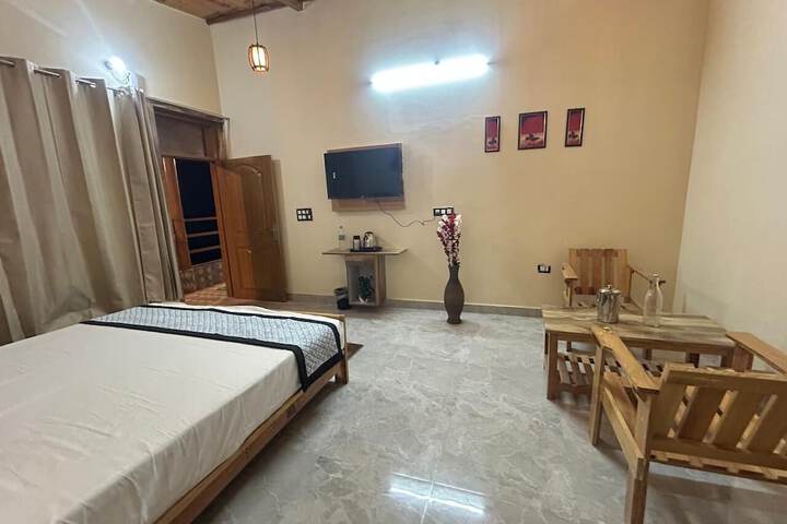 Room 4 of 22