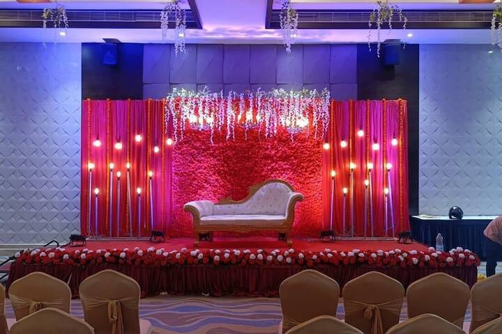 Ballroom/Hall 70 of 87