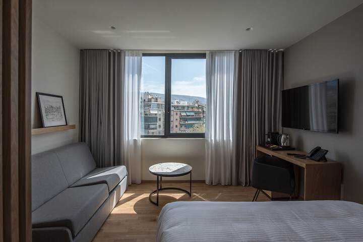 Room 16 of 74