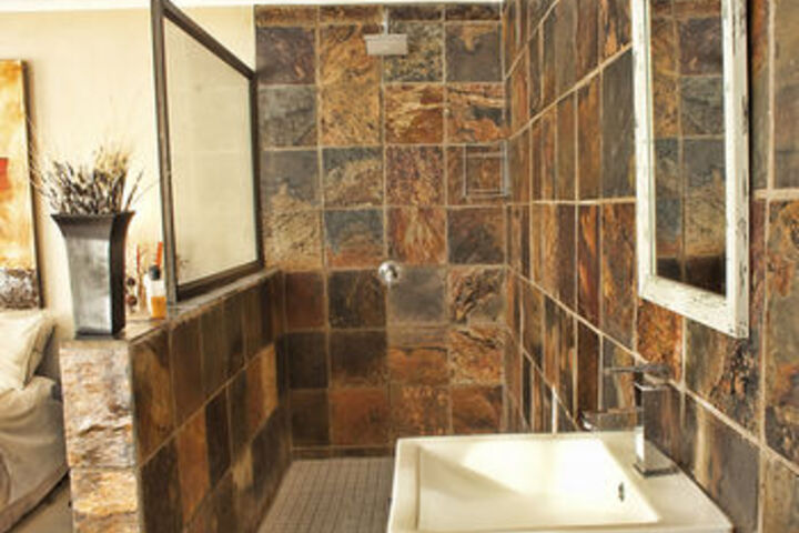 Room 4 of 22
