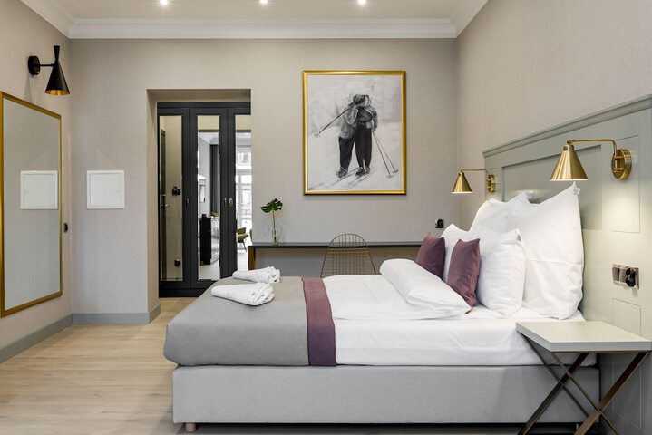 Room 7 of 29