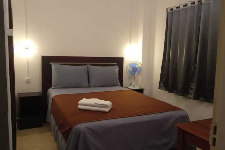 Room 13 of 127