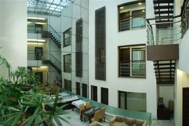 HOTEL LA SUITE