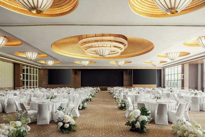 Ballroom/Hall 129 of 146