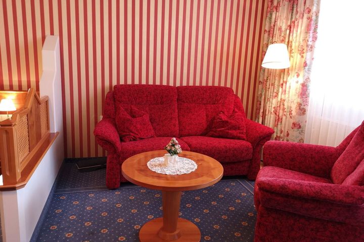 Room 17 of 46