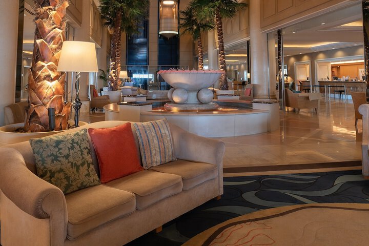 Guest Lobby