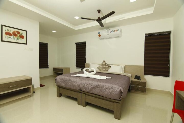 Room 19 of 38