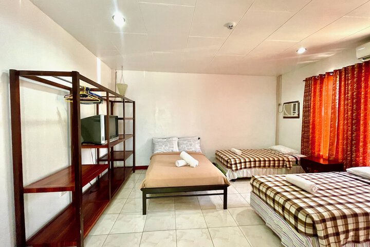 Room 36 of 74