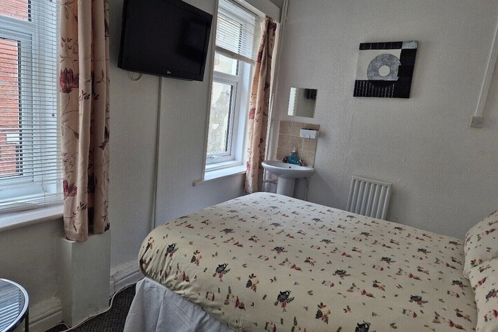 Room 13 of 59