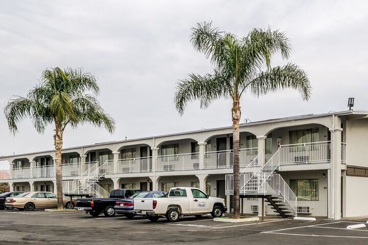 Hotel 6 of 70