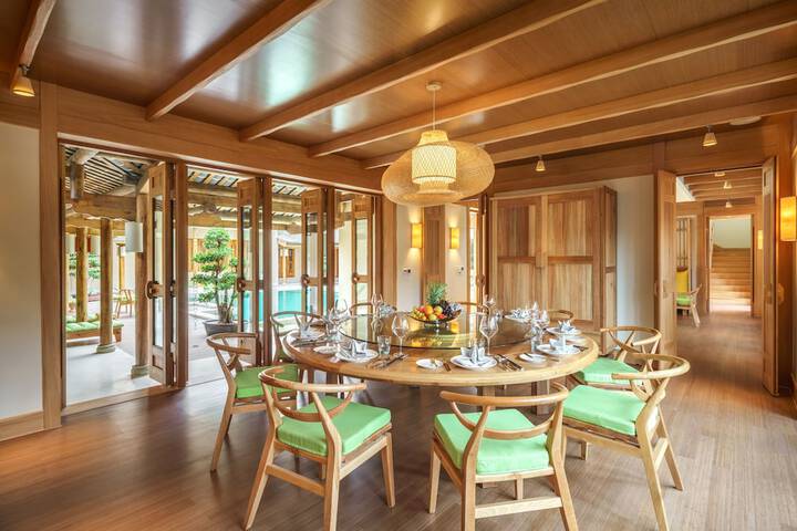 Dining 84 of 145
