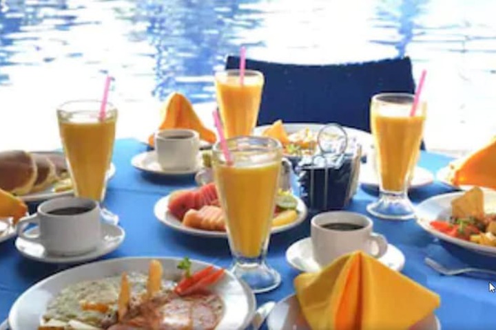 Breakfast meal