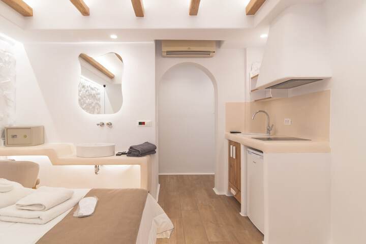 Room 25 of 122