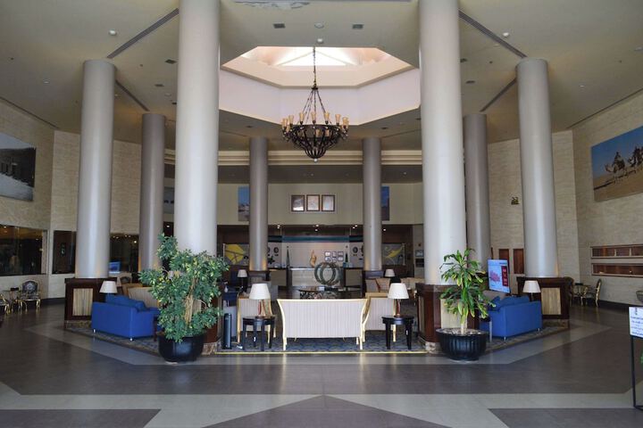 Guest Lobby