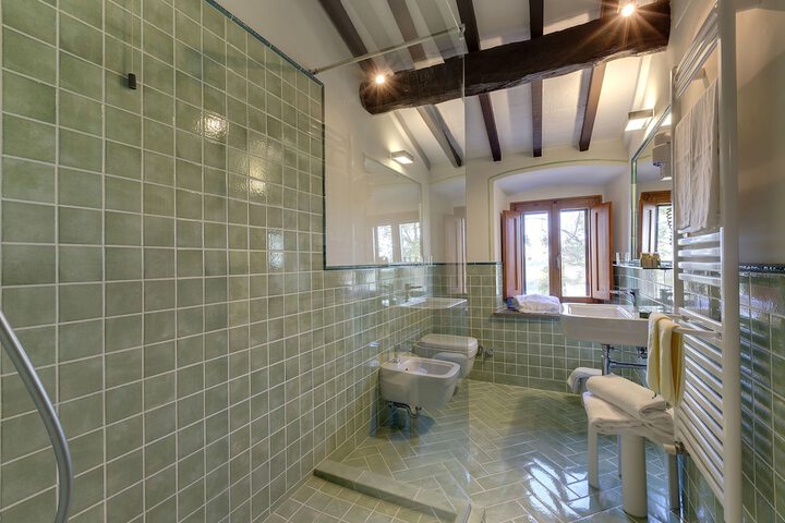 Bathroom Interior Photo