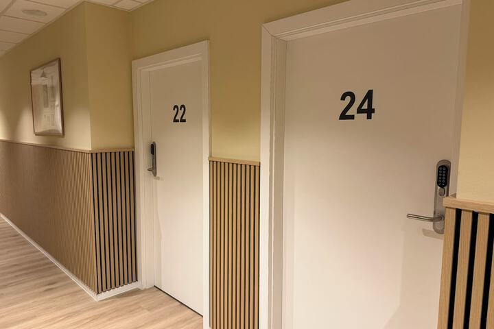 Room 14 of 28