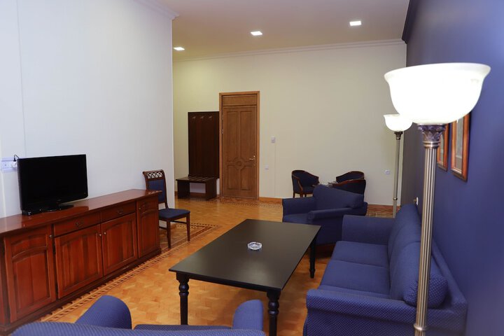 Room 17 of 55
