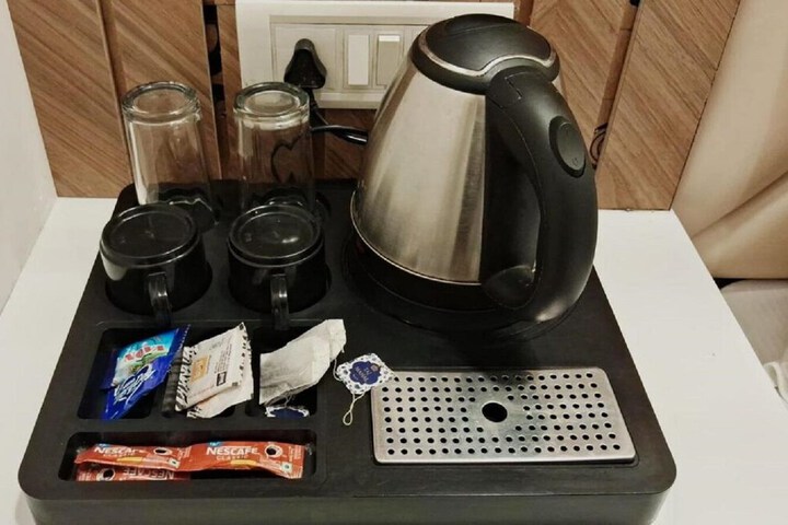 Breakfast/Coffee Service 20 of 28
