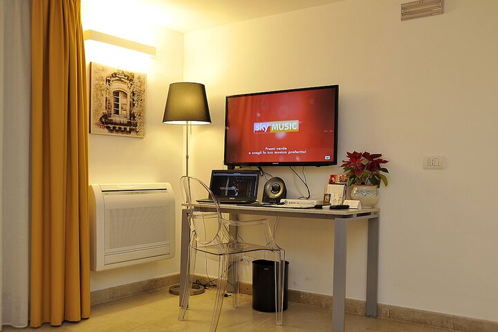 Room 13 of 138