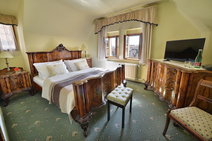 Room 14 of 113