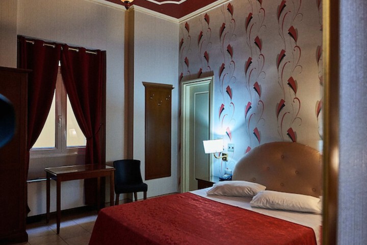 Room 37 of 141