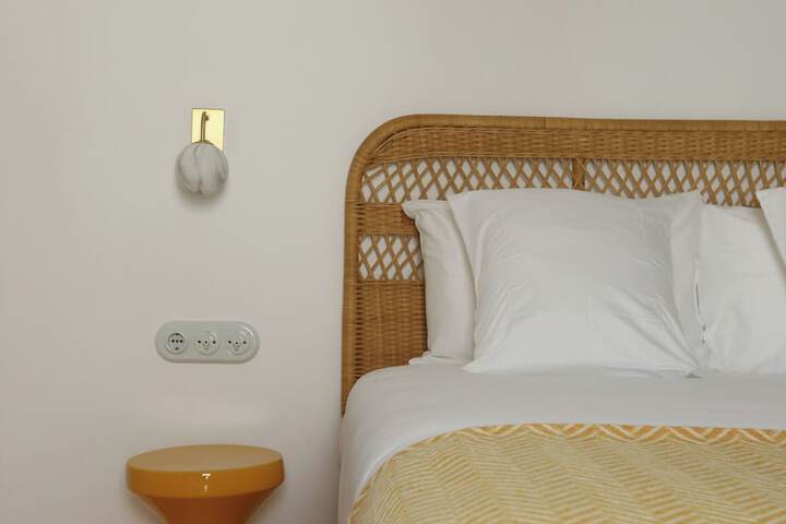 Room 14 of 48