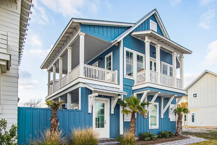 Blue Casa Su Casa at Sunflower Beach