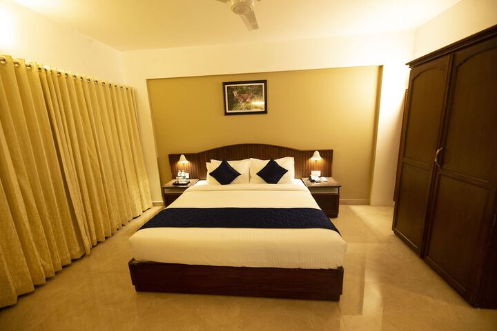 Room 12 of 21