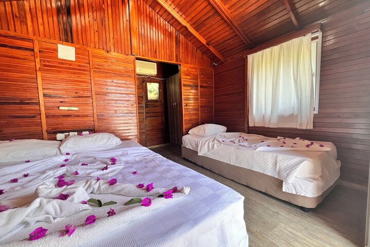 Room 4 of 23