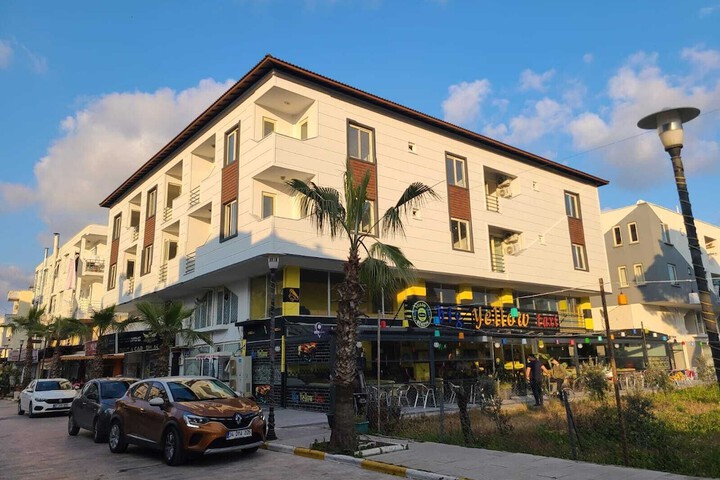 Hotel 12 of 13