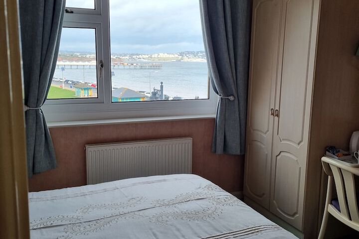 Room 135 of 184