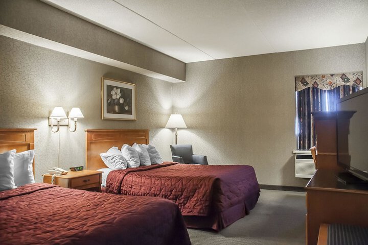 Room 11 of 36