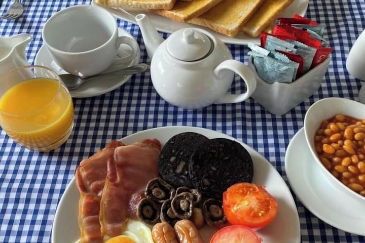 Breakfast meal