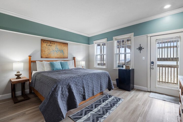 Room 30 of 156