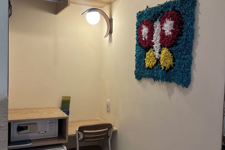 Room 45 of 80