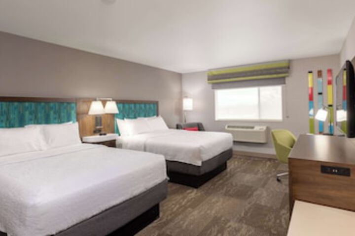 Room 70 of 261
