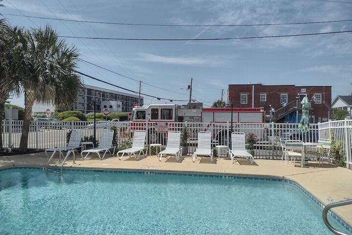 Pool 270 of 333