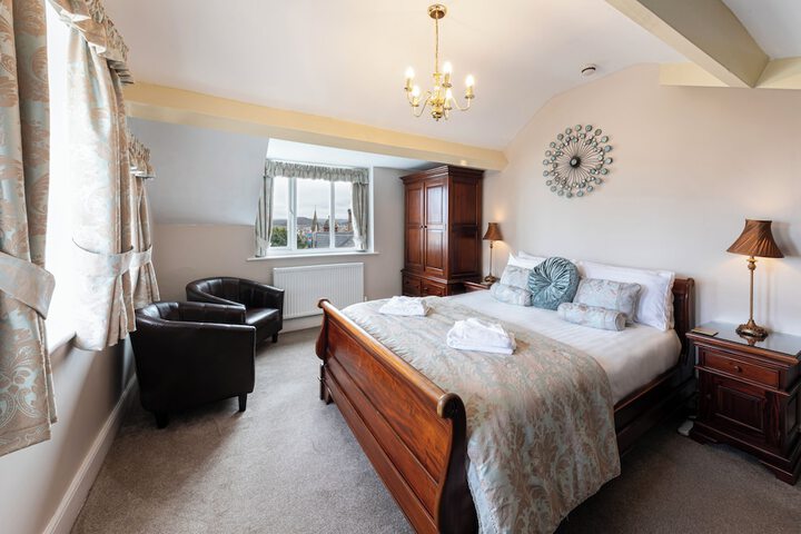 Room 6 of 20