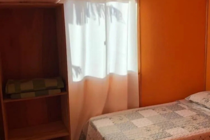 Room 14 of 18