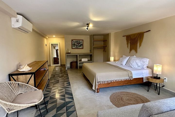 Room 13 of 60