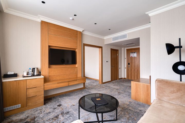 Room 16 of 59