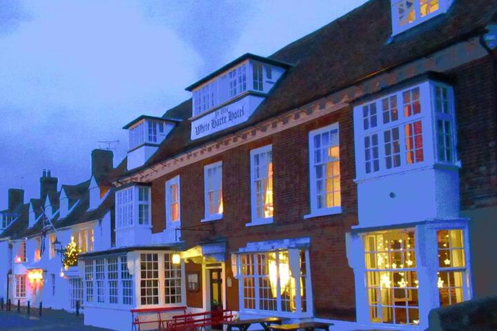 Ye Olde White Harte Hotel