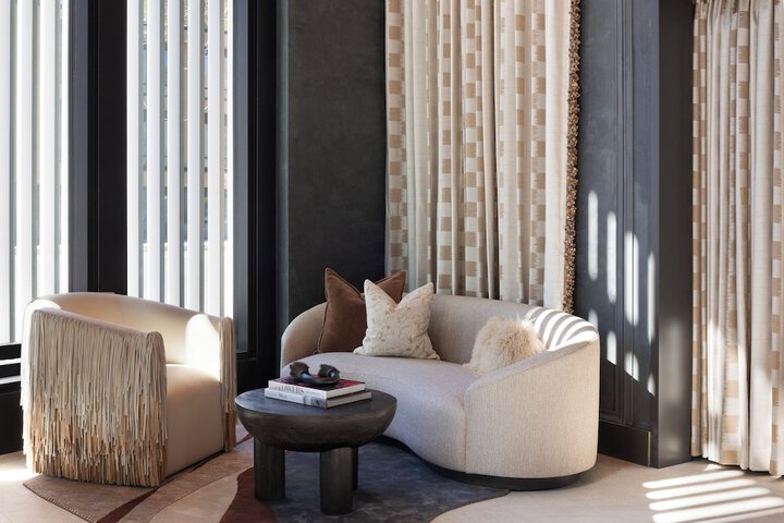 Lounge 80 of 116