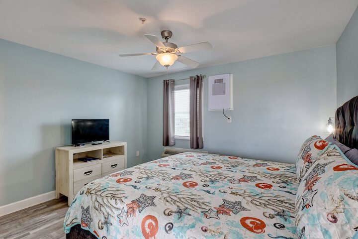 Room 4 of 45
