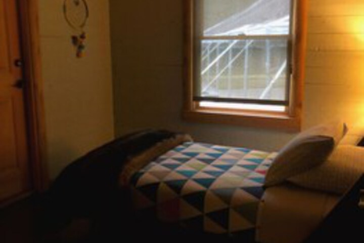 Room 25 of 46