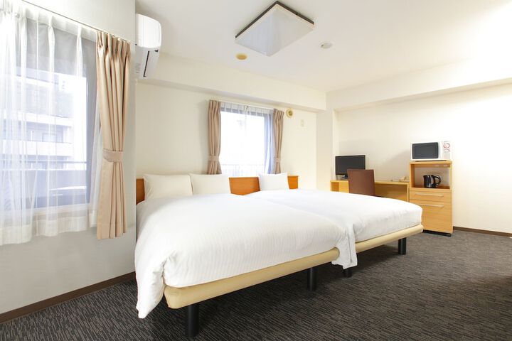 Room 10 of 41