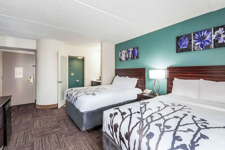 2 Double Beds (5 of 6)