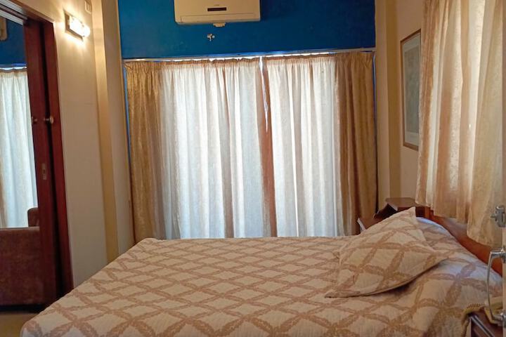 Room 10 of 30