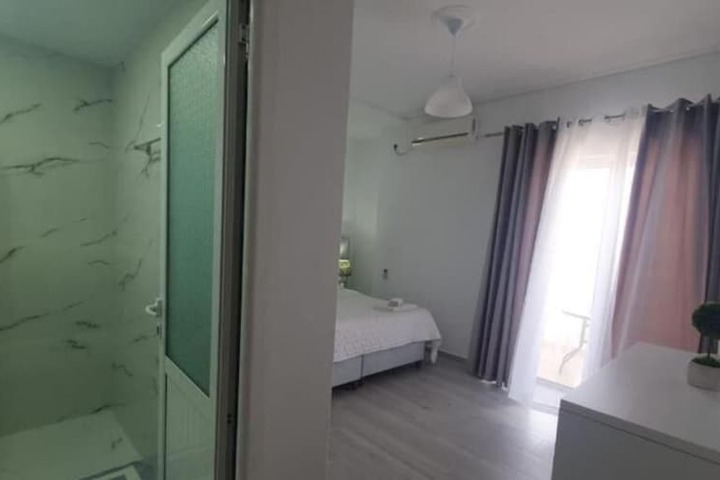 Room 54 of 106