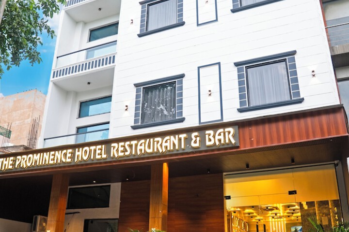The Prominence Hotel Restaurant & Bar